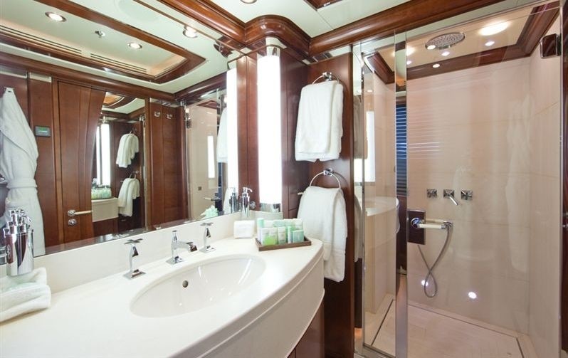 Guest's Bath On Yacht LATITUDE
