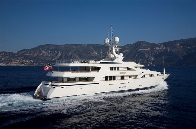 Cruising Aboard Yacht TOMMY