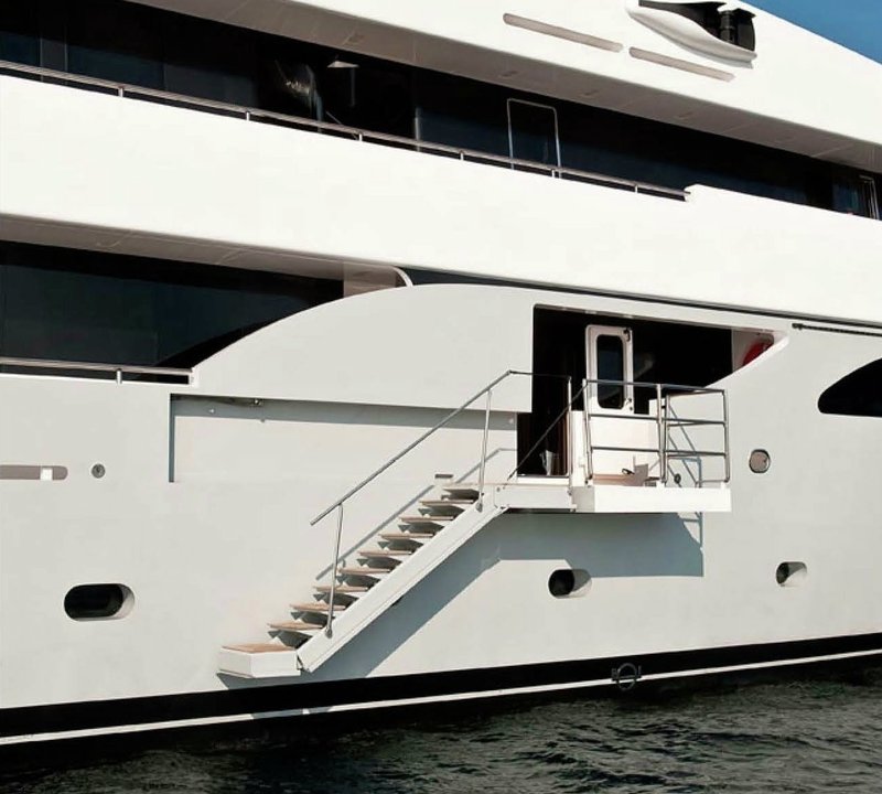Profile Passarella Aboard Yacht SYNA