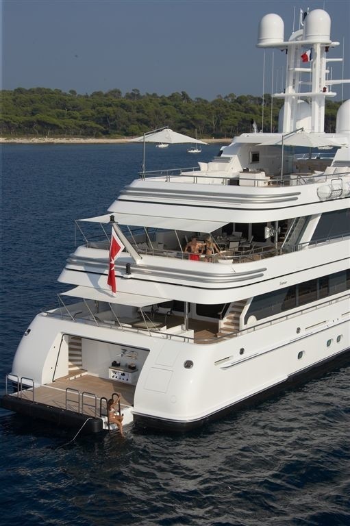 The 54m Yacht HURRICANE RUN