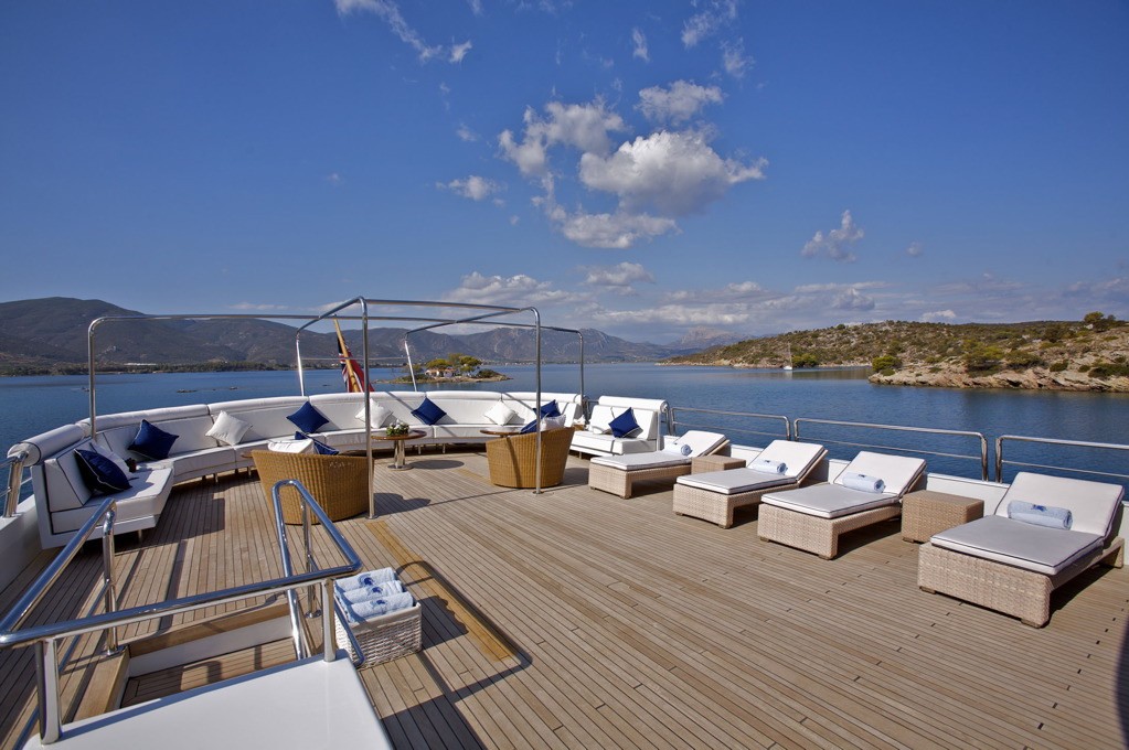 Bridgedeck Deck On Board Yacht ACHILLES