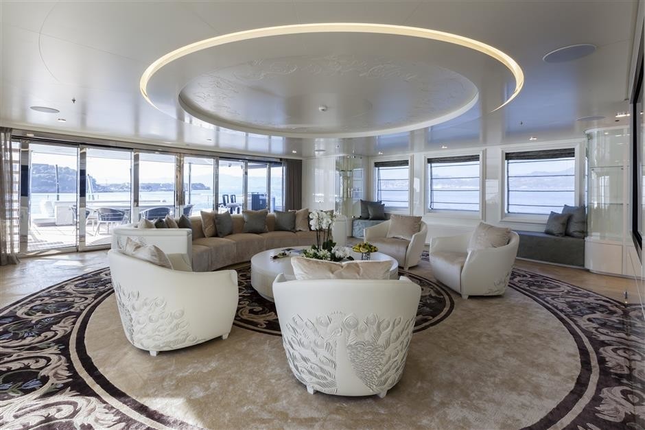 The 55m Yacht QUINTA ESSENTIA