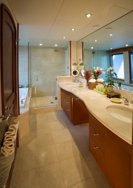 Main Master Bathroom On Board Yacht STARGAZER