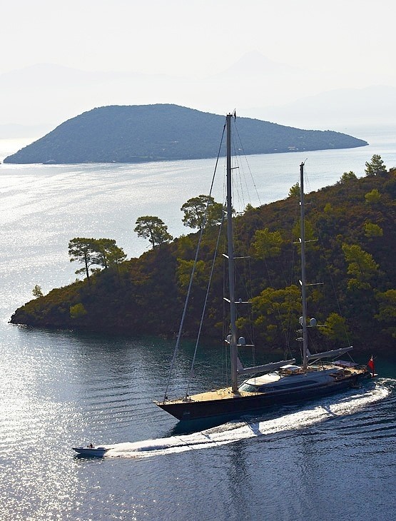 The 56m Yacht MELEK