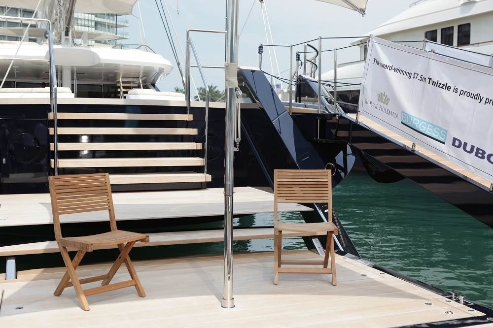The 57m Yacht TWIZZLE