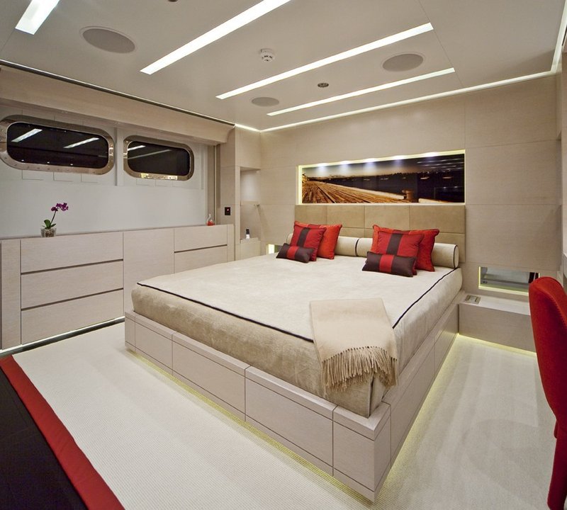 Red Guest's Cabin On Yacht BARAKA