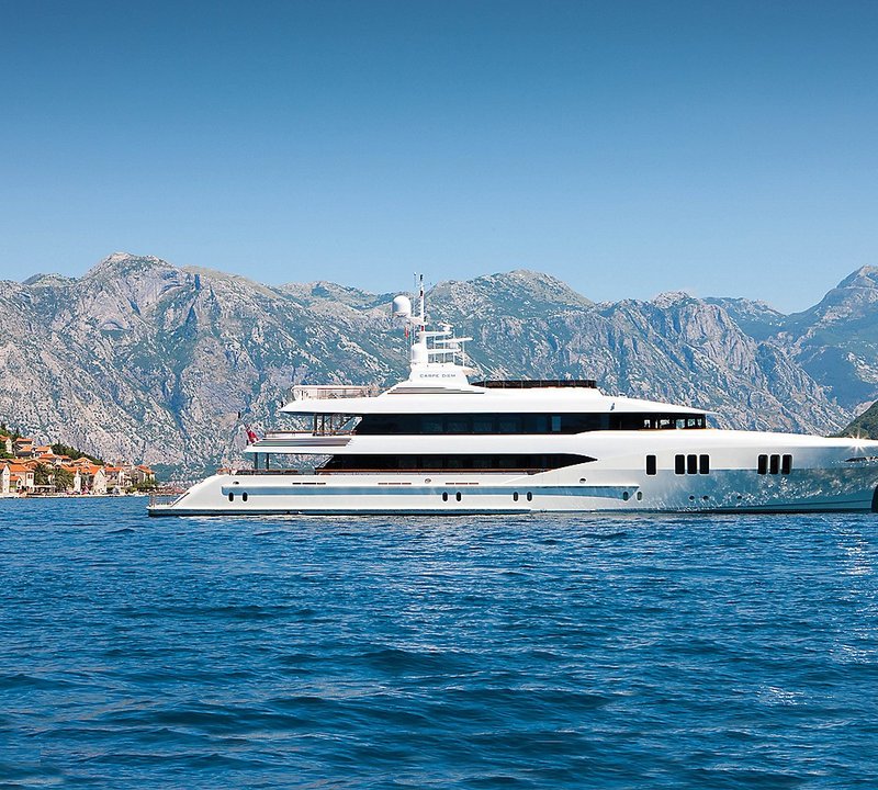Premier Overview Aboard Yacht CARPE DIEM