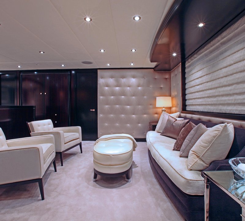 Lounging Profile: Yacht CARPE DIEM's Main Master Cabin Captured