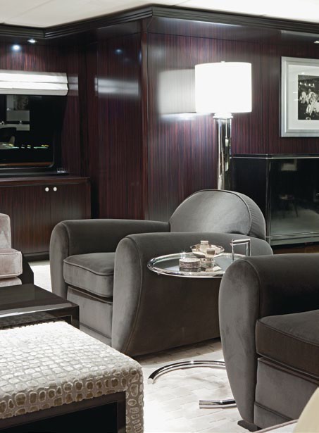 Close Up: Yacht CARPE DIEM's Saloon Image