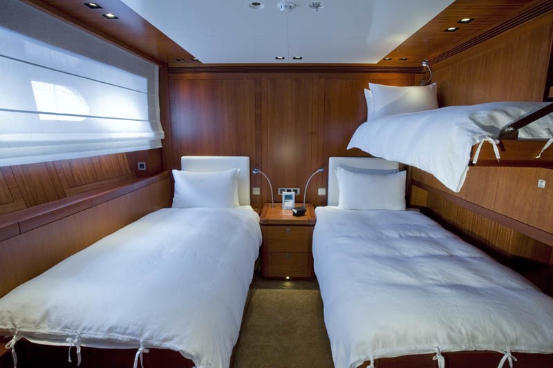 Twin Bed Cabin Aboard Yacht ETHEREAL
