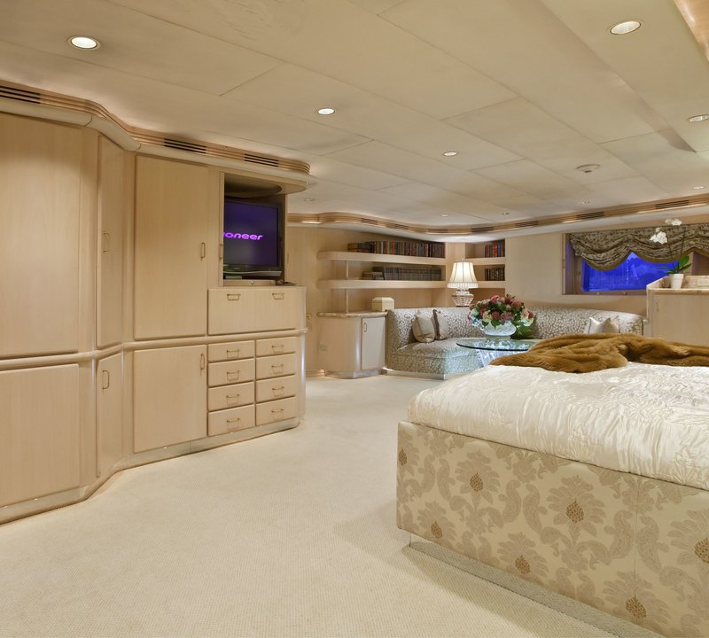 Main Master Cabin On Yacht FAM