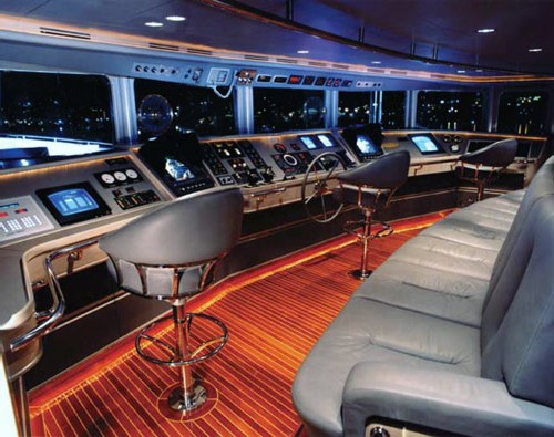 Bridgedeck Aboard Yacht FAM