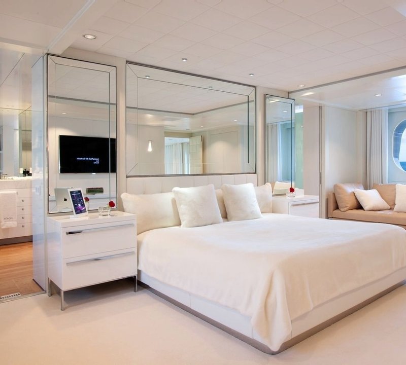 Main Master Cabin Aboard Yacht IDOL