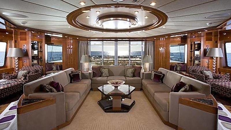 Daytime: Yacht LADY SHERIDAN's Sky-lounge Photograph
