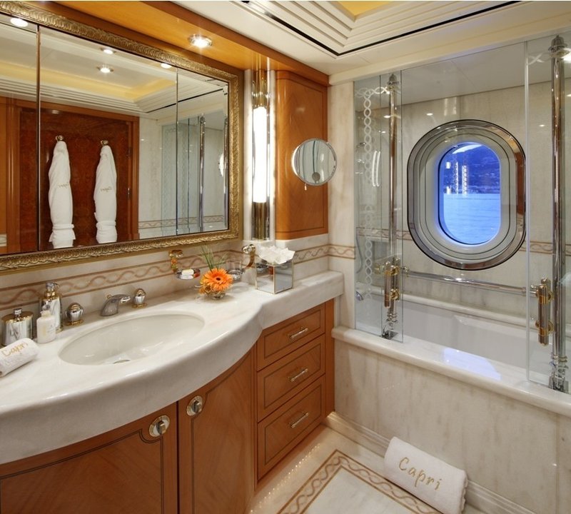 Second Guest's Bath On Board Yacht CAPRI