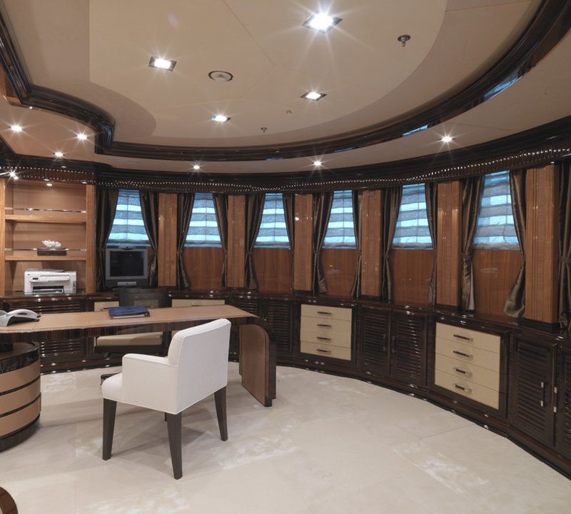 Extensive Main Master Study Aboard Yacht MEAMINA