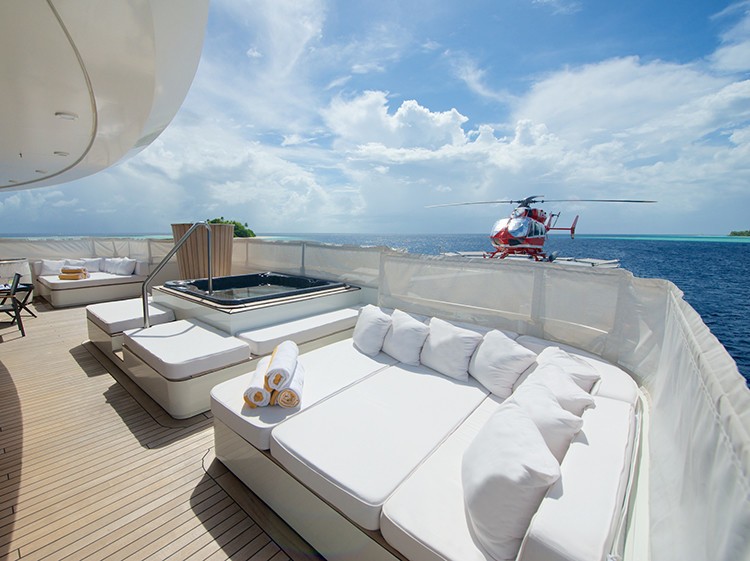 Life On Board Yacht SENSES