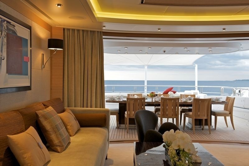 The 60m Yacht CAIPIRINHA