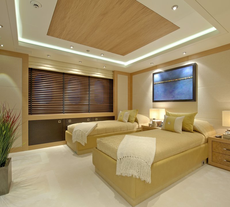 The 60m Yacht CAIPIRINHA