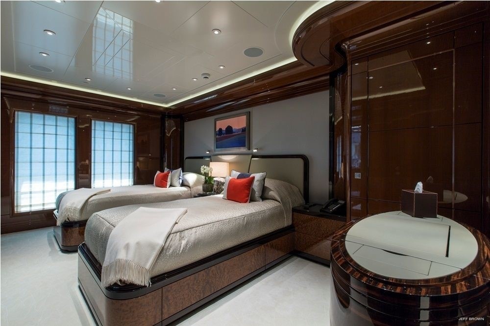 The 60m Yacht EXCELLENCE V