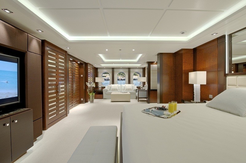 Guest's Cabn On Board Yacht HUNTRESS