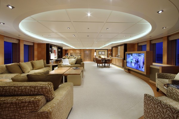 Drinks Bar Sitting On Board Yacht HUNTRESS
