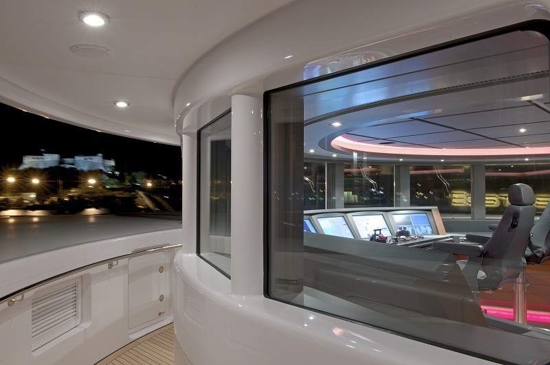 Bridgedeck Deck On Board Yacht HUNTRESS