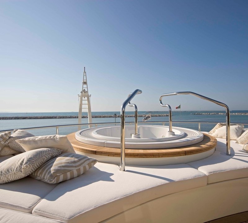 Jacuzzi on the sun deck