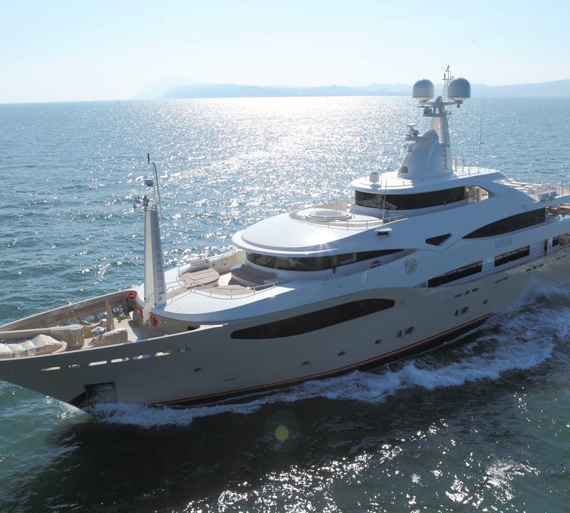 The 60m Yacht LIGHT HOLIC