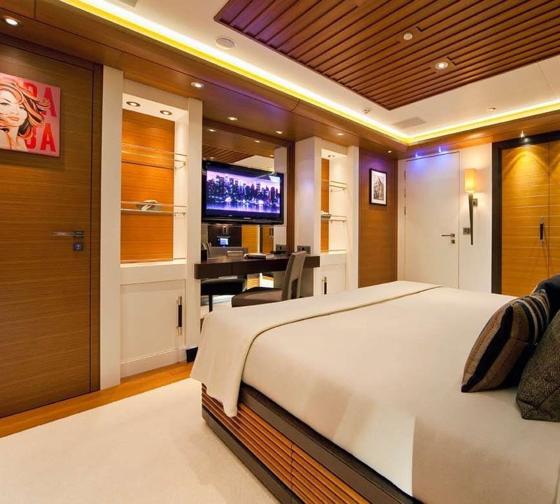 Double Sized Cabin On Board Yacht MARY-JEAN II