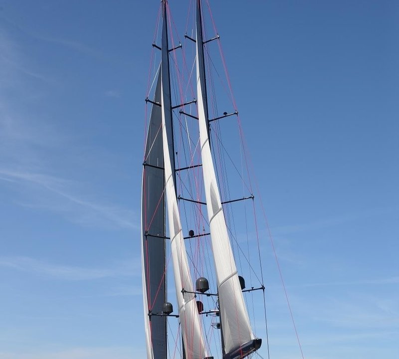 The 60m Yacht SEAHAWK