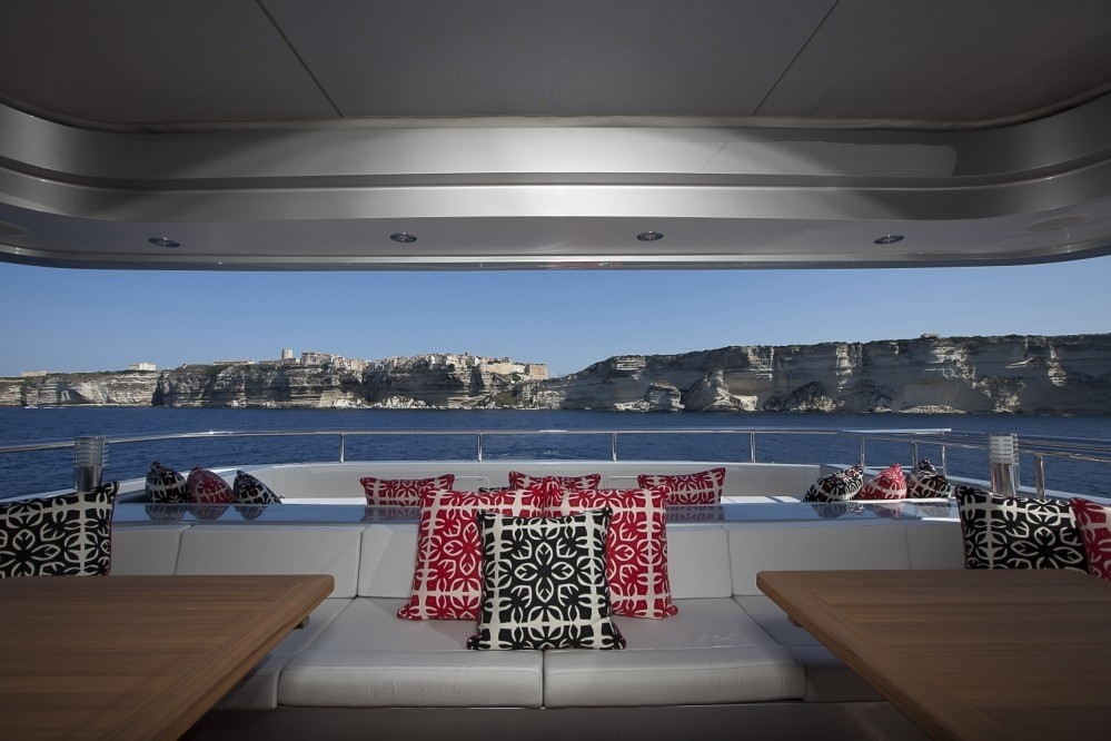 The 60m Yacht SLIPSTREAM