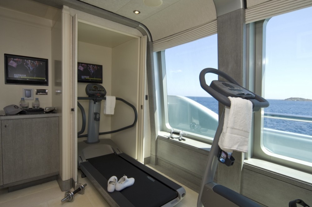 The 60m Yacht SLIPSTREAM