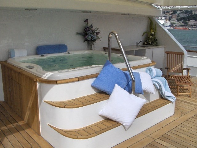 Jacuzzi Pool On Board Yacht TITAN