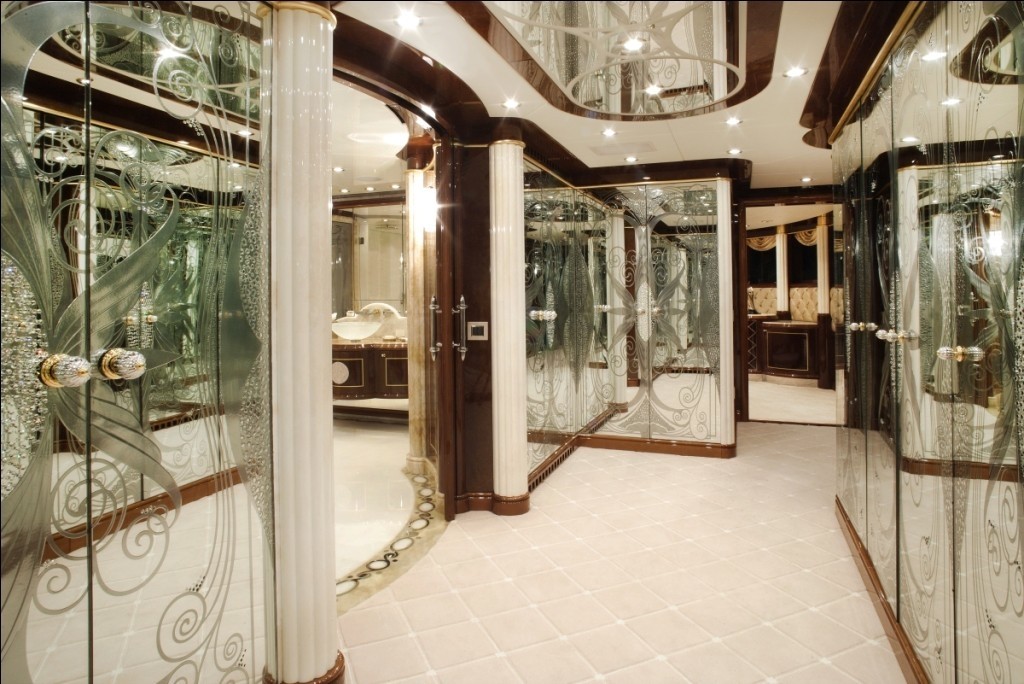 Hall Aboard Yacht DIAMONDS ARE FOREVER