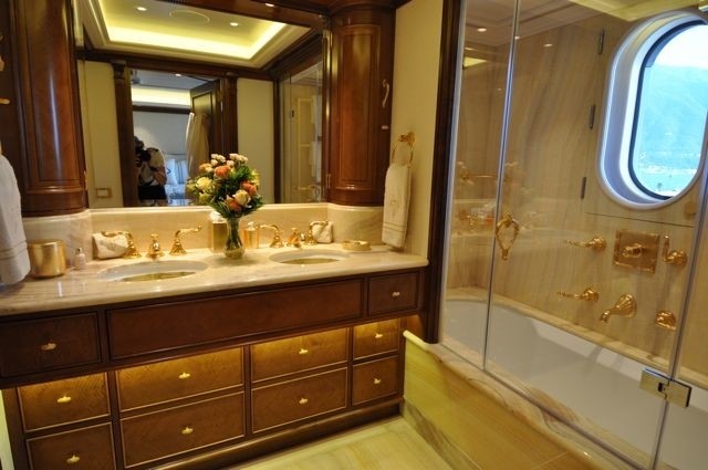 Guest's Bath On Board Yacht LADY KATHRYN V