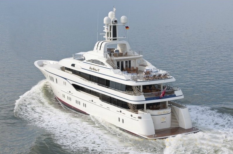 Aft Aspect: Yacht LADY KATHRYN V's Cruising Captured