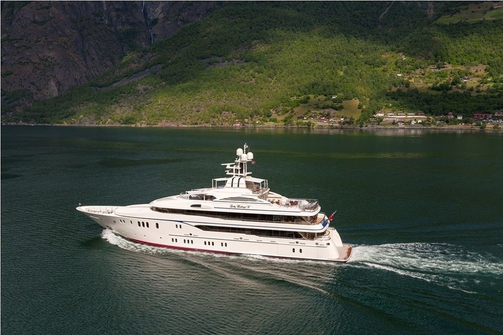 The 61m Yacht LADY KATHRYN V