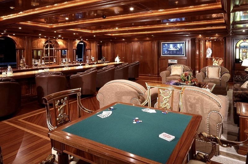 Sky-lounge Aspect Fore Aboard Yacht APOGEE