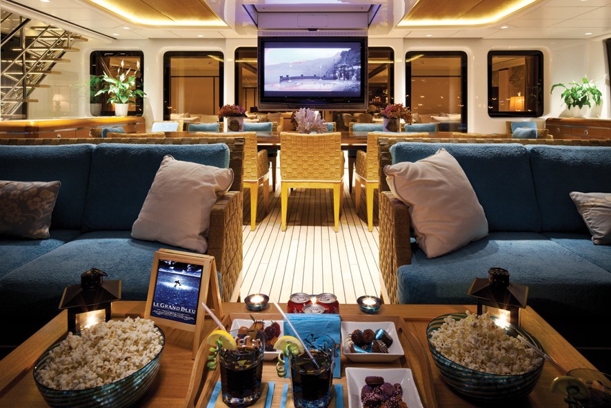 Movie Cinema On Board Yacht BATON ROUGE