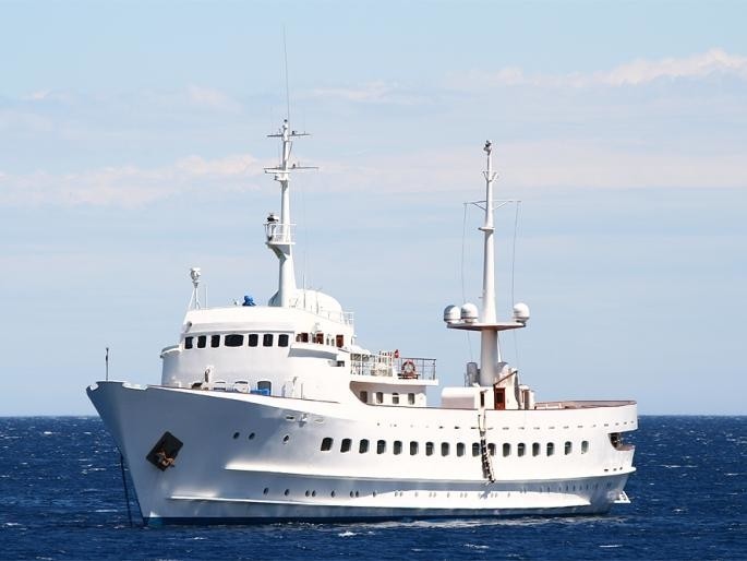 Premier Overview On Yacht BLUE DAWN
