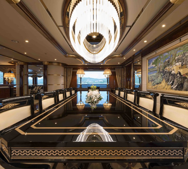dining saloon