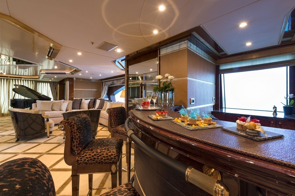 The 62m Yacht MINE GAMES