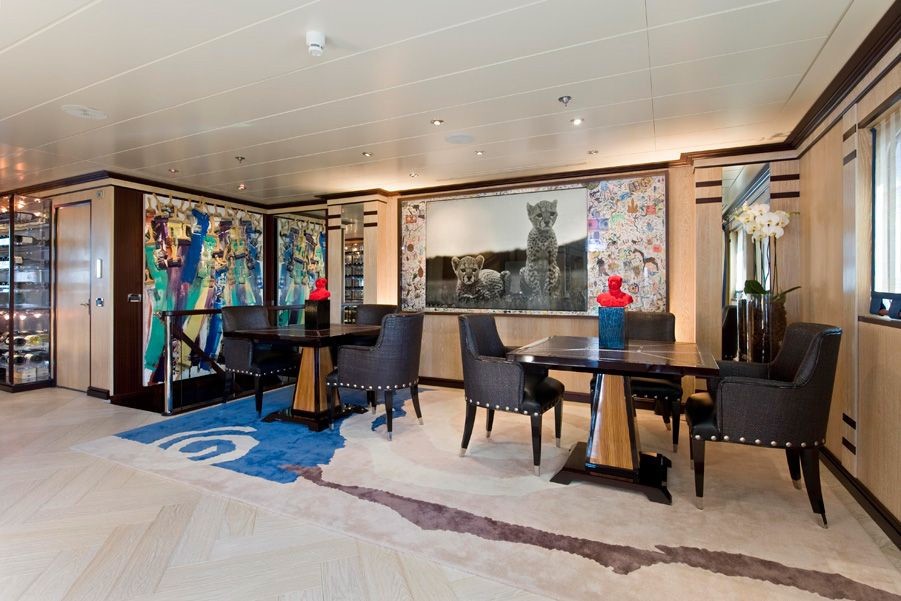 Premier Deck Eating/dining Zone Aboard Yacht FORCE BLUE