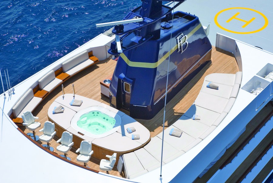 Sun Deck On Yacht FORCE BLUE
