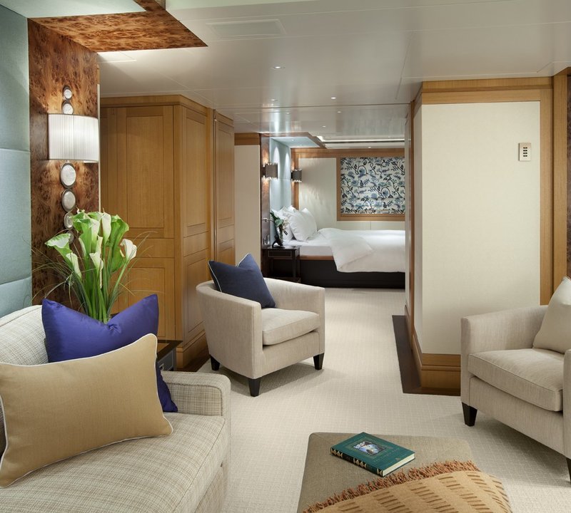 VIP Cabin Aboard Yacht LADY BRITT