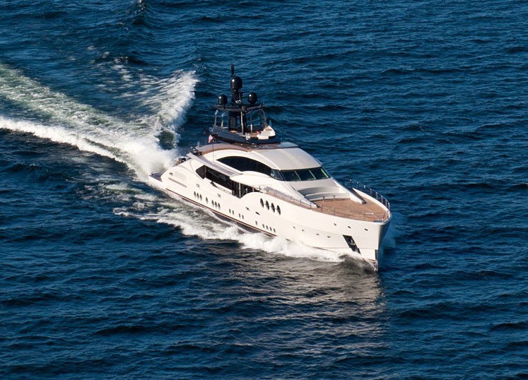 The 65m Yacht LADY M
