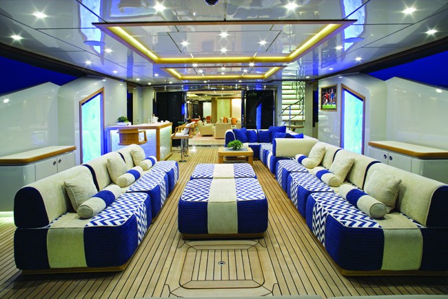 The 65m Yacht LADY M
