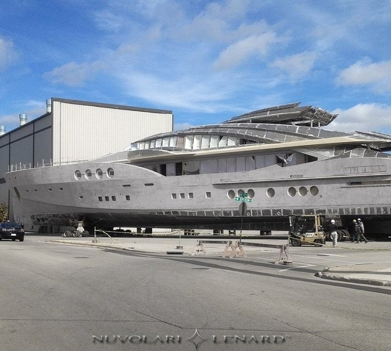 The 65m Yacht LADY M