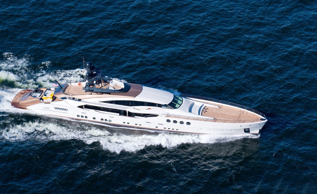 The 65m Yacht LADY M